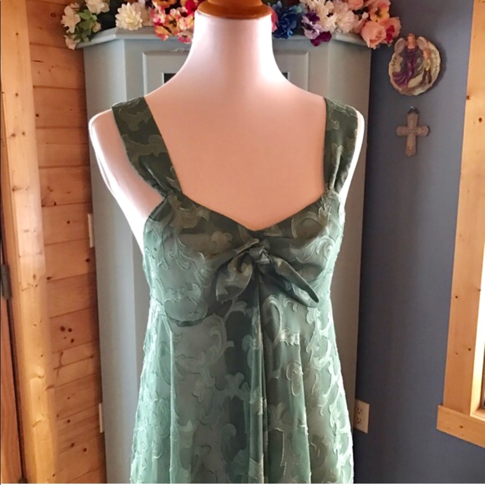 VICTORIA'S SECRET Stylish Nightie. NEW! - Picture 2 of 5